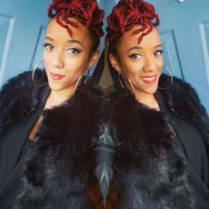 Meet your Posher, Corrine